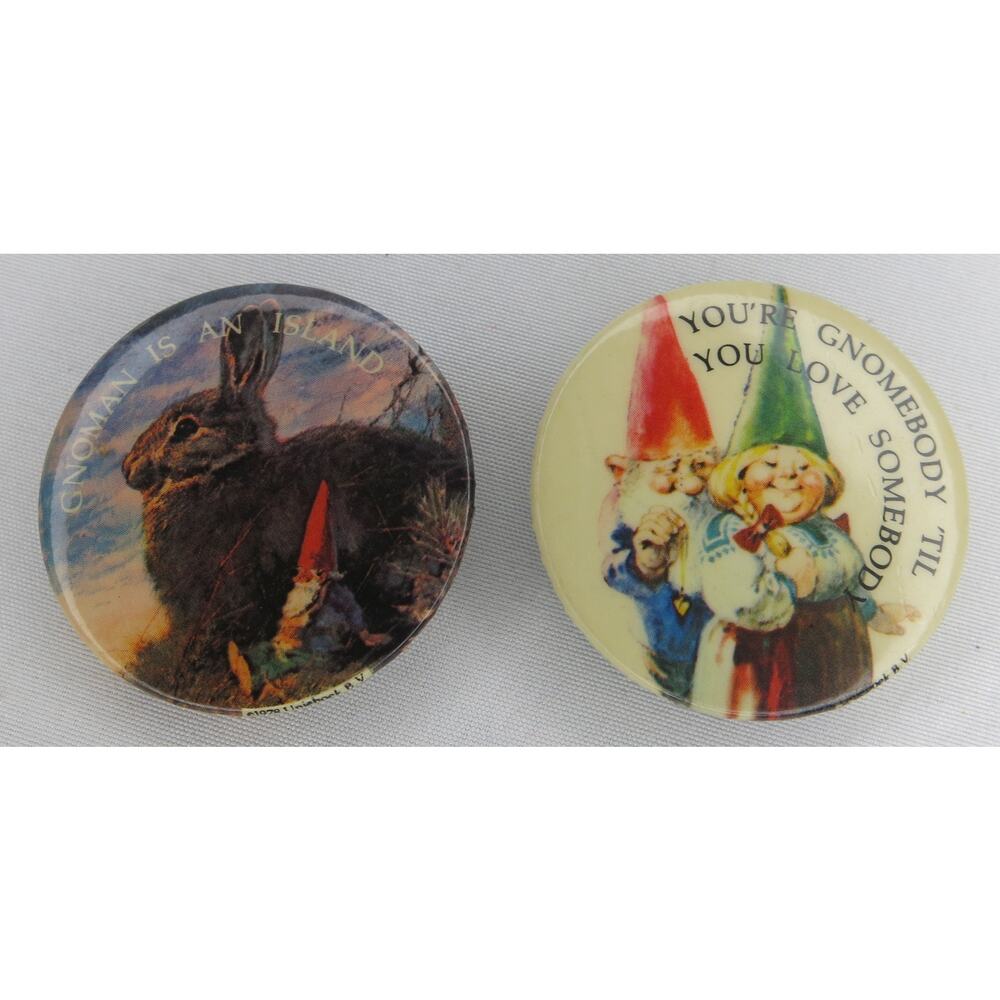 GNOME Pins Set 2 "You're Gnomebody.." Rabbit Gnoman is an Island Unieboek 1978